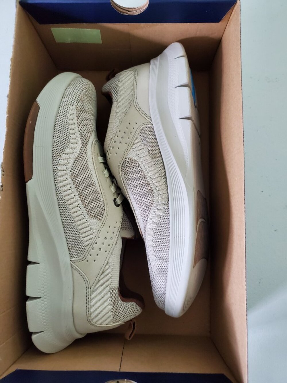 Walking Sneakers